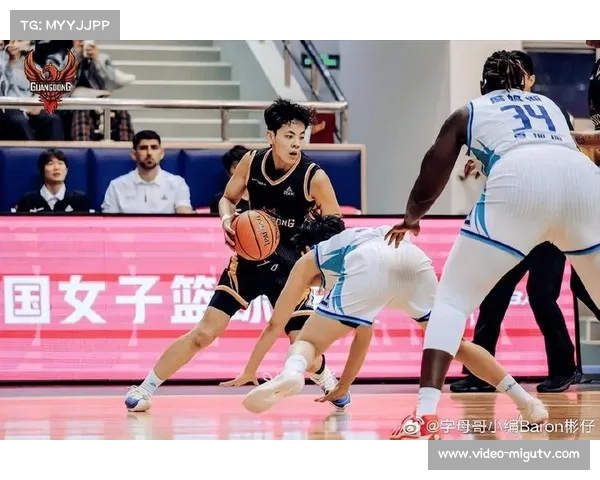 WCBA赛场卡多佐加时赛闪转腾挪，广东女篮内线优势奠定胜基