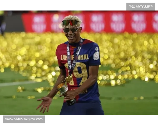 从青训营到一线队，亚马尔在巴萨的成长之路